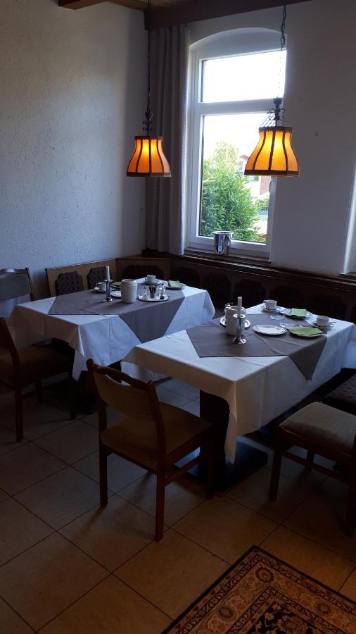 Gasthaus Deutsches Haus Garni วุนสตอร์ฟ ภายนอก รูปภาพ